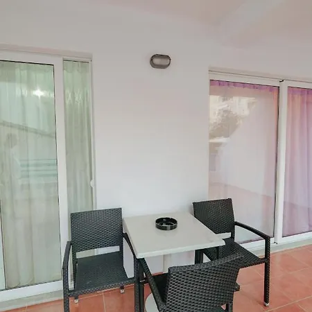 Apartment Edlira Sarande